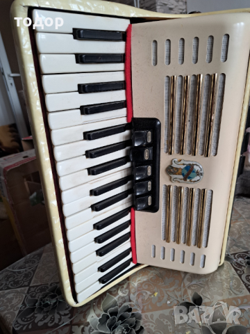 Велтмайстер унистела 80 баса , снимка 3 - Акордеони - 44683827