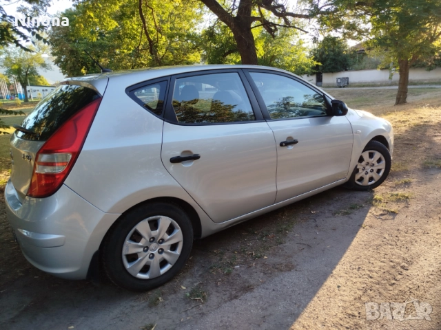 Хюндай i30 ,Газ/Бензин, снимка 6 - Автомобили и джипове - 52049927