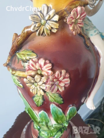 майолика ваза 44см-3кг/еротика/фигурална френска керамична ваза с релефни цветя и голо момиче, снимка 9 - Антикварни и старинни предмети - 51312196