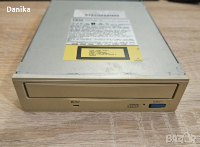 Ретро IBM SCSI CD ROM DRIVE от компютър IBM PS/2 486 AT