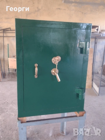 Метална каса, снимка 14 - Сейфове и каси - 54258802