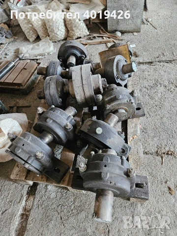 продавам лагерни черупка 