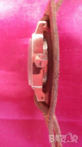 Стар Дамски Механичен-слава, снимка 5 - Антикварни и старинни предмети - 13855960