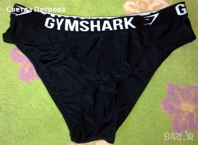 Спортни бански на фирмата-Gymshark, размер-М.