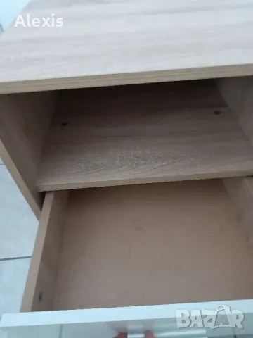 Продава се спалня с две нощни шкафчета , снимка 4 - Спални и легла - 50089710