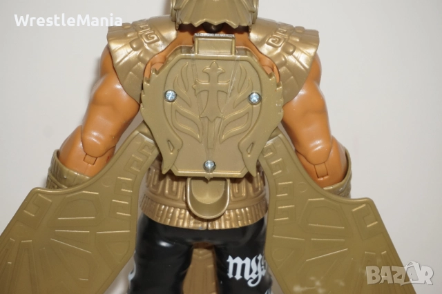 Рядка Оригинална Голяма Кеч Фигура На Rey Mysterio С Изкачащи Златни Крила 30см , снимка 10 - Колекции - 51855497