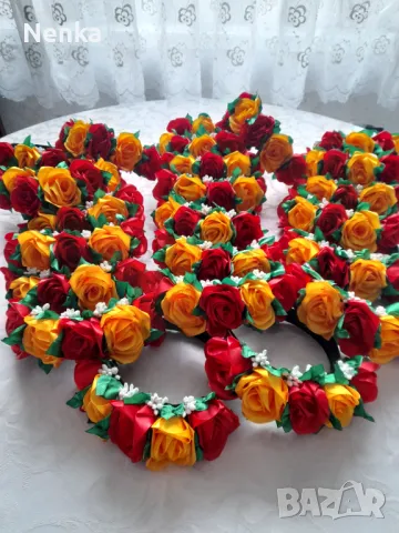 Диадеми подходящи за народна носия 