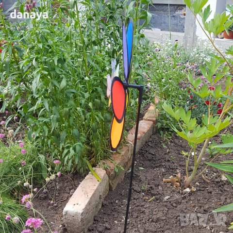 2896 Декоративна вятърна въртележка за градини и балкони Цвете, снимка 4 - Градински мебели, декорация  - 36911526