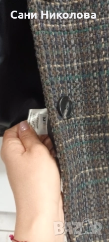 Дамско сако, снимка 2 - Сака - 53876097