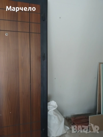 Продавам масивна метална врата, снимка 2 - Входни врати - 51489471