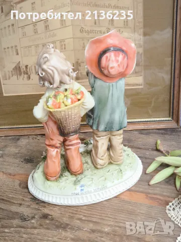  Порцеланова фигурка "Piove!" – Capodimonte, Tiziano Galli, снимка 5 - Колекции - 50414893