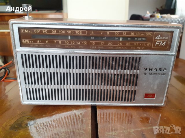 Старо радио,радиоприемник Sharp FW-504, снимка 2 - Други ценни предмети - 31304956