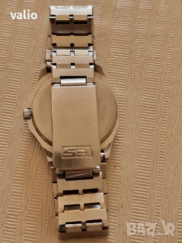 Продавам два часовника BWC и CASIO , снимка 3 - Мъжки - 55817064
