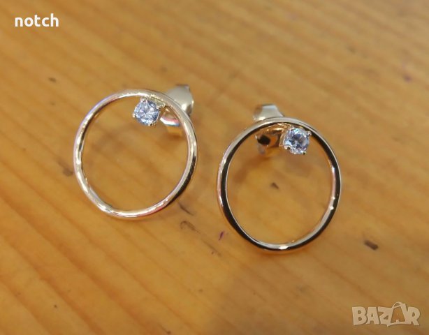 Златни обеци с циркони