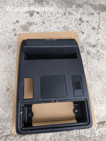 Кутия за очила за БМВ х5 е53 , снимка 3 - Части - 54359438