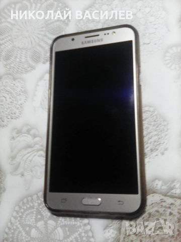 Продава  -  Самсунг   /   Галакси  -  За  части  -  работещ  /  липсва  копчето  за  стартирането  .