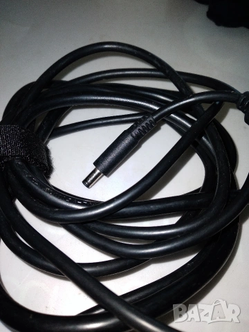 Оригинално зарядно за лаптоп DELL, снимка 3 - Кабели и адаптери - 54097693