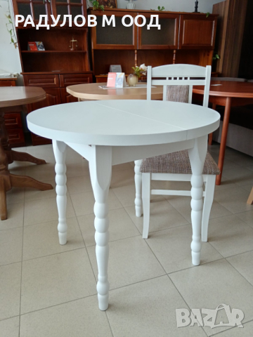 Кокетна разтегателна маса ф80 см в бял цвят