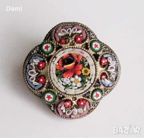 Брошка с микро мозайка
