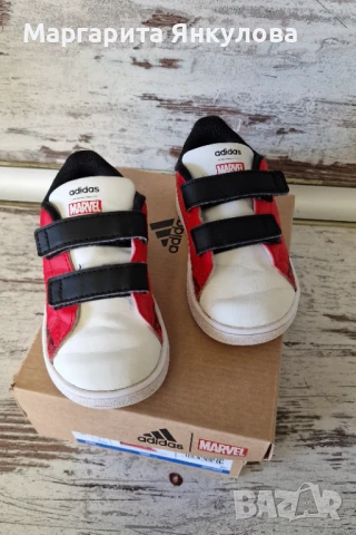 Adidas Marvel детски маратонки, снимка 2 - Детски маратонки - 50625504