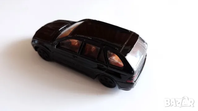 Bburago BMW X5 E53 Black SUV - Мащаб 1:43, снимка 2 - Колекции - 48518434