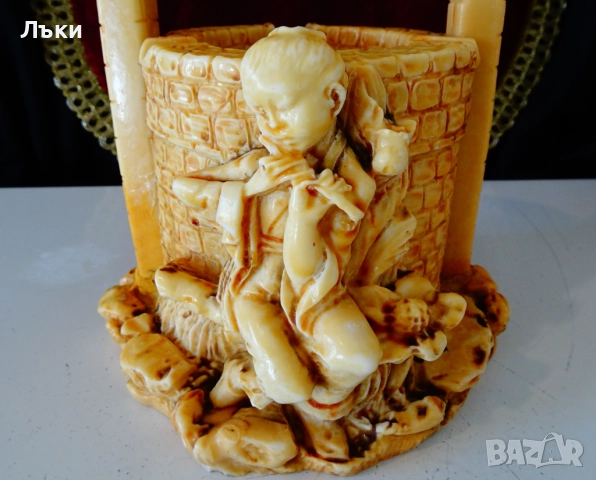 Пепелник,статуетка Кладенец на желанията,момче,флейта,подпис. , снимка 2 - Антикварни и старинни предмети - 52552740