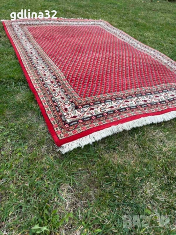 Вълнен килим тип персийски, снимка 4 - Килими - 52358681