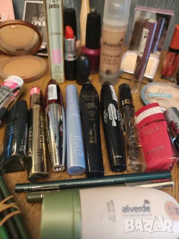 Огромен лот маркова козметика, снимка 10 - Комплекти и лотове - 47566738