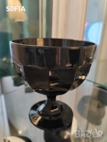 Fidenza Italy купички за сладолед Винтидж обсидианово Италианско стъкло, снимка 2 - Антикварни и старинни предмети - 51700533