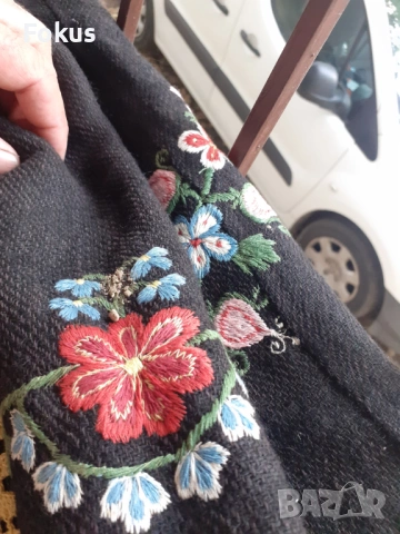 Автентична стара вълнена престилка за носия бродерия, снимка 7 - Антикварни и старинни предмети - 53295276