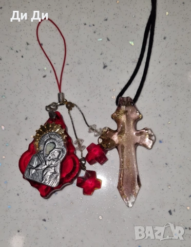 Посребрена икона на св. Богородица и кръст от епоксидна смола смола