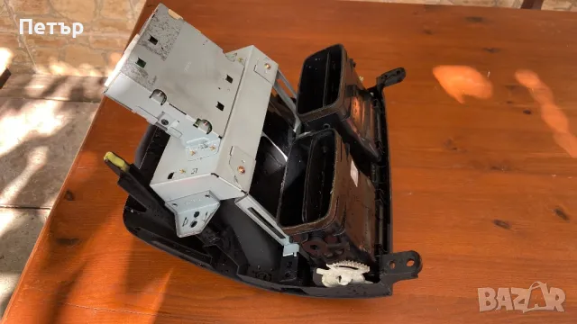 Централна конзола  за Toyota Avensis T25, снимка 6 - Части - 50194594