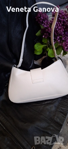 Кокетна чантичка в в цвят екрю или капучино, снимка 10 - Чанти - 51434724