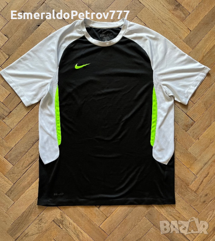 Мъжка спортна тениска Nike