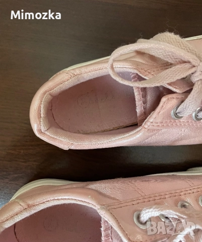 Страхотен лот (сандали и кецове на nelli blu) за сладурка н-р 31!, снимка 12 - Детски сандали и чехли - 52652044