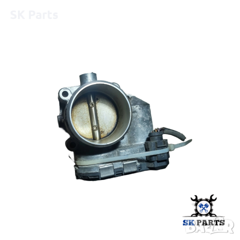 Дроселова клапа за ауди а4 б6 1.8т 163кс N: 06B 133 062M, снимка 3 - Части - 44656452