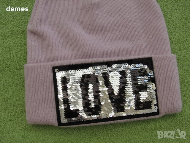  Дамска шапка United Colors of Benetton цвят капучино, снимка 3 - Шапки - 30779762