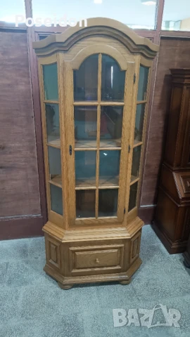 Ъглова витрина - дъб, масив, снимка 1