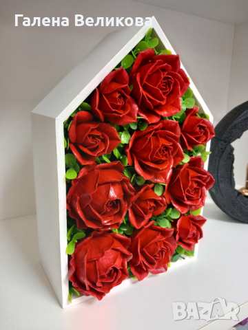 Декорация къщичка с рози, снимка 2 - Декорация за дома - 44746898