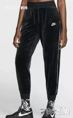 Дамски комплект Nike Heritage Velour - размер М, снимка 2 - Спортни екипи - 29403617