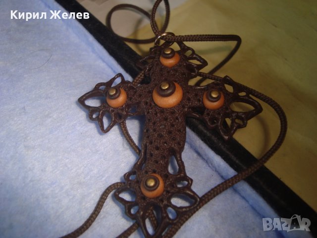 ИНТЕРЕСНО КРАСИВО АЖУРНО КРЪСТЧЕ - АРТ ФЕШЪН КОЛИЕ ПОЛИМЕР с ШНУРЧЕ 27838, снимка 11 - Колиета, медальони, синджири - 36902779