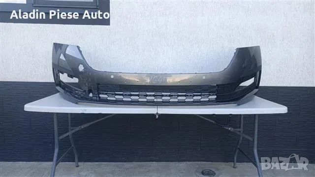 Предна броня Skoda Octavia 4 година 2020 2021 2022 2023 код 5E3807221 