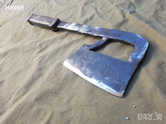 Кован сатър топор брадва, снимка 2 - Запалки - 52526436