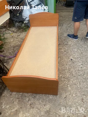 Продавам детско легло и шкафче