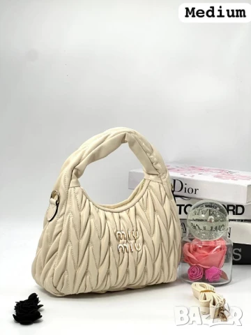 чанти Miu Miu 30х16см, снимка 2 - Чанти - 50742753