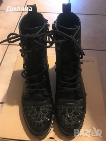 Продавам боти Страдивариус, снимка 1