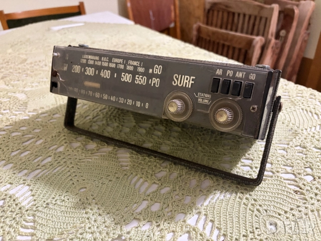 Портативно винтидж радио Schneider surf