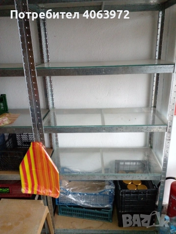 Продавам 7бр.стелажи на 5 нива.