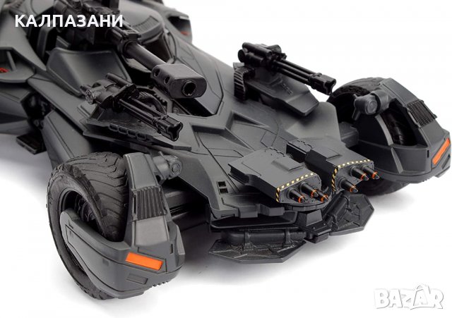 Batman Justice League BATMOBILE 1/24 253215000, снимка 9 - Коли, камиони, мотори, писти - 39790364