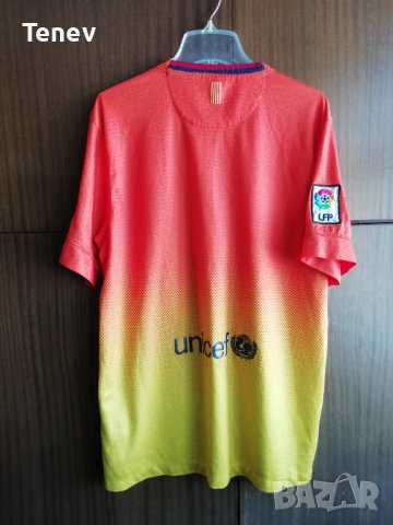 Barcelona Nike оригинална футболна тениска фланелка Барселона M 2012/2013, снимка 2 - Тениски - 38764759